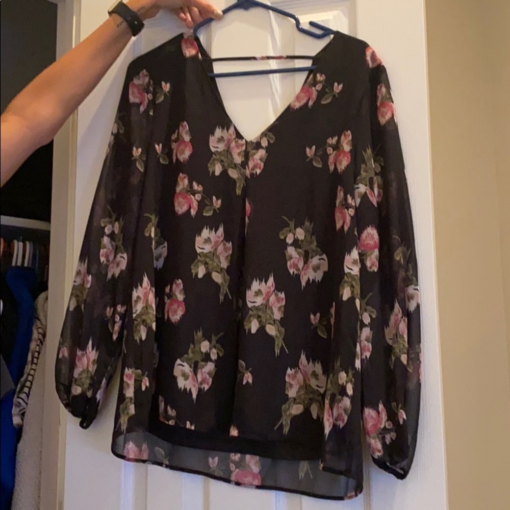 Women’s Black floral long sleeve blouse